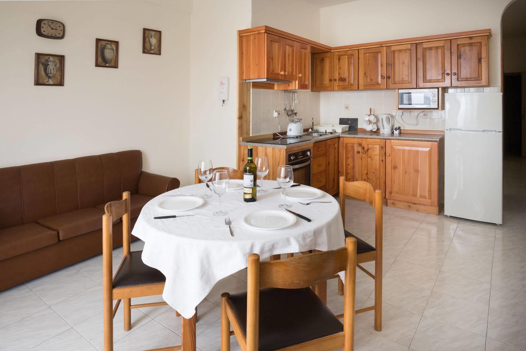 Horizon Apartments Gozo Marsalforn Kültér fotó