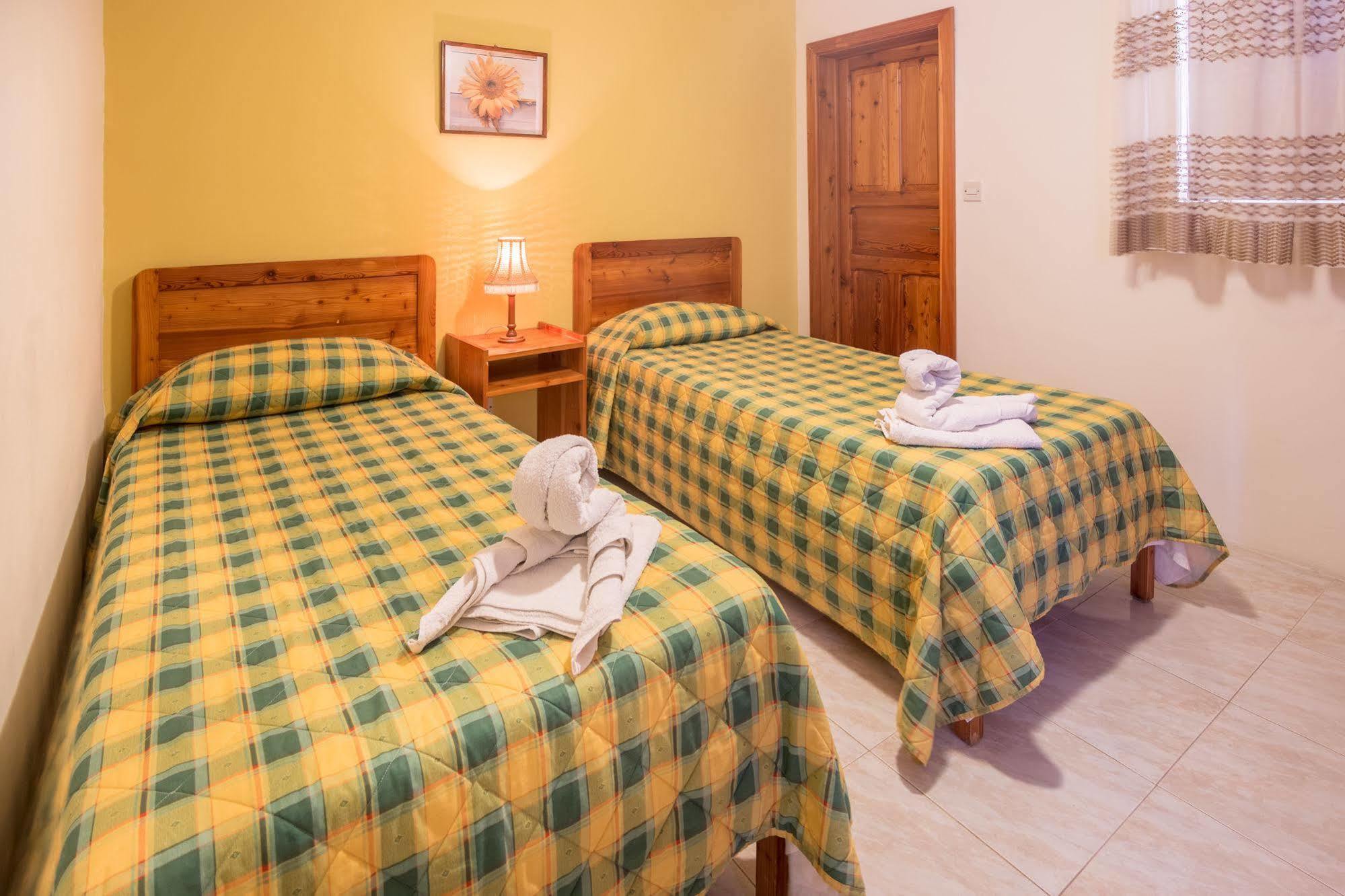 Horizon Apartments Gozo Marsalforn Kültér fotó